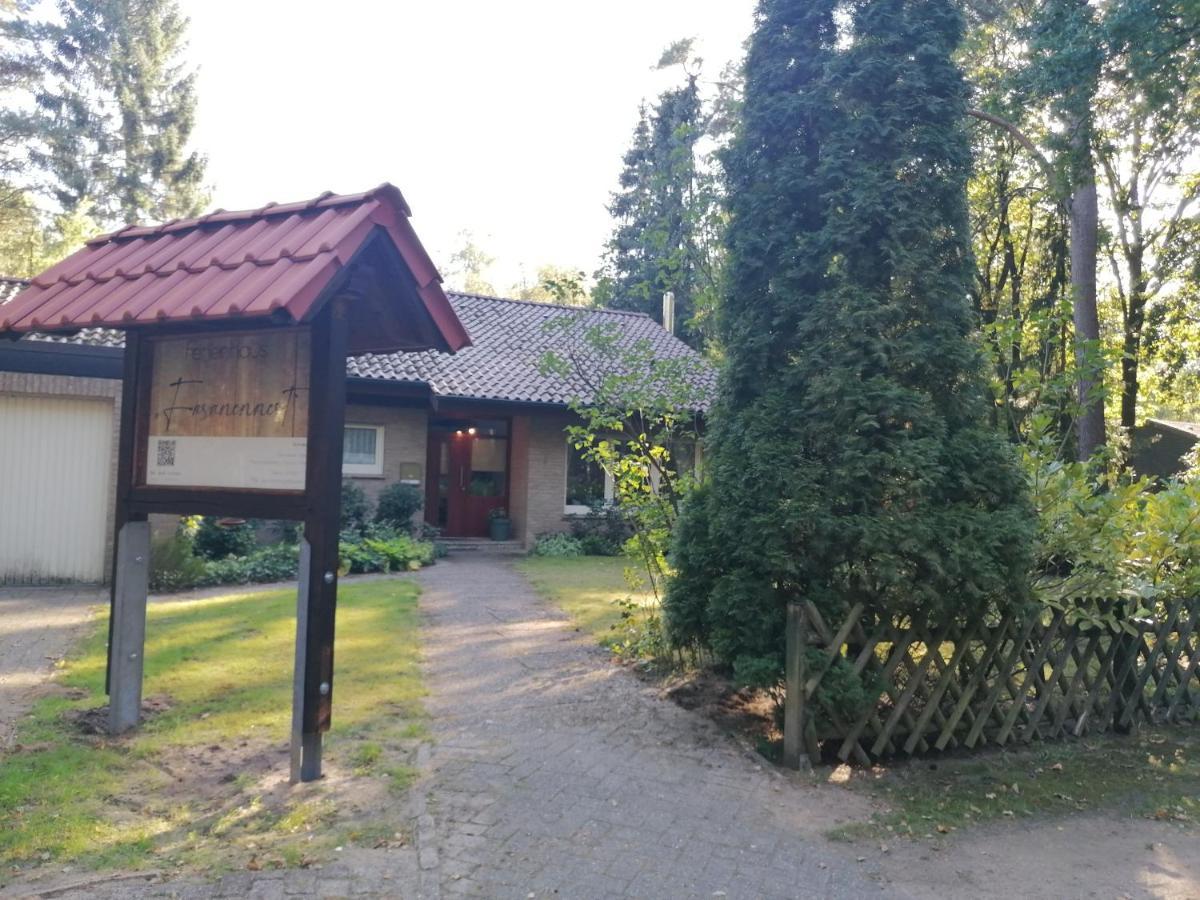 Ferienhaus Fasanennest Uelsen Bagian luar foto